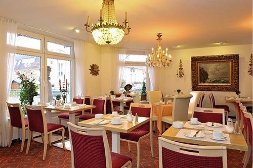 Hotel Hesse Шенефельд Экстерьер фото