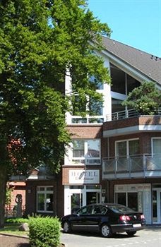 Hotel Hesse Шенефельд Экстерьер фото