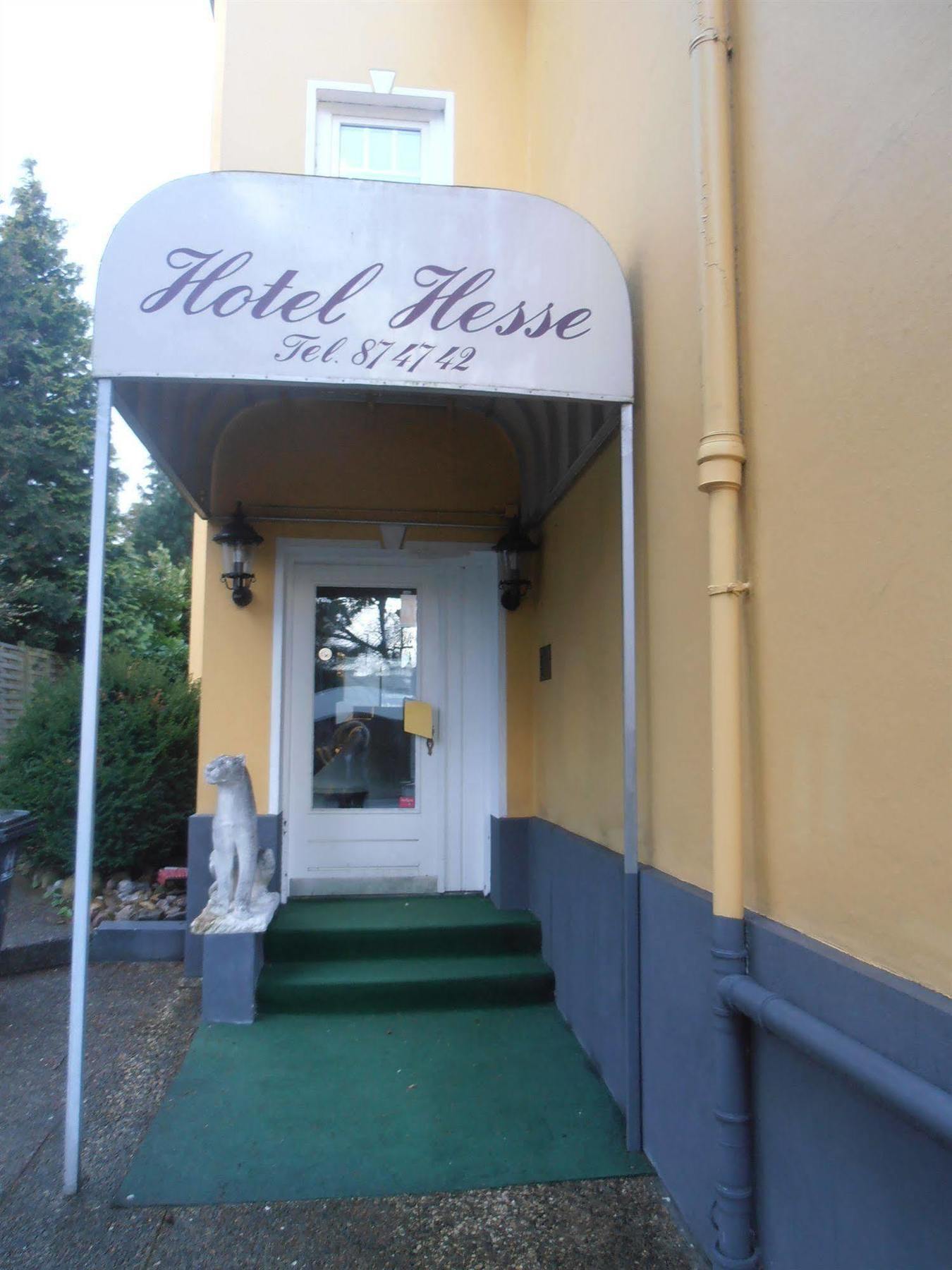 Hotel Hesse Шенефельд Экстерьер фото
